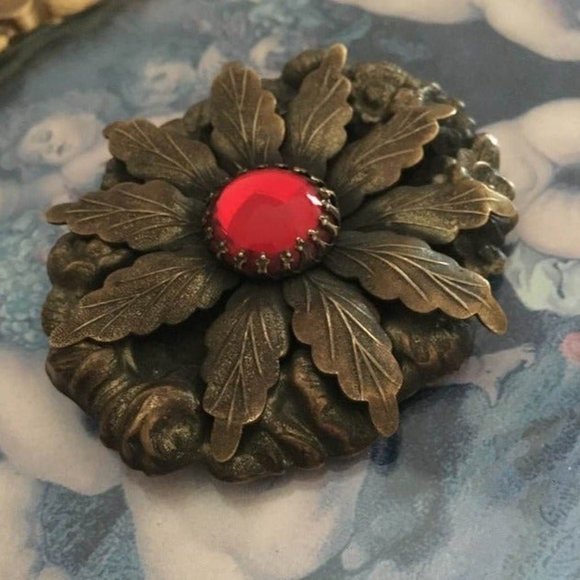 HTF Antique Art Nouveau Red Vauxhall Glass Bohemian Czech Repousse Brass Brooch - Picture 5 of 12